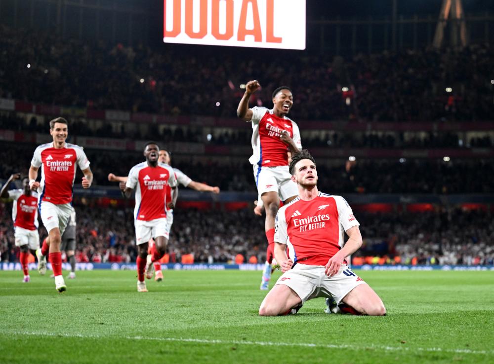 合现代足球 合现代足球