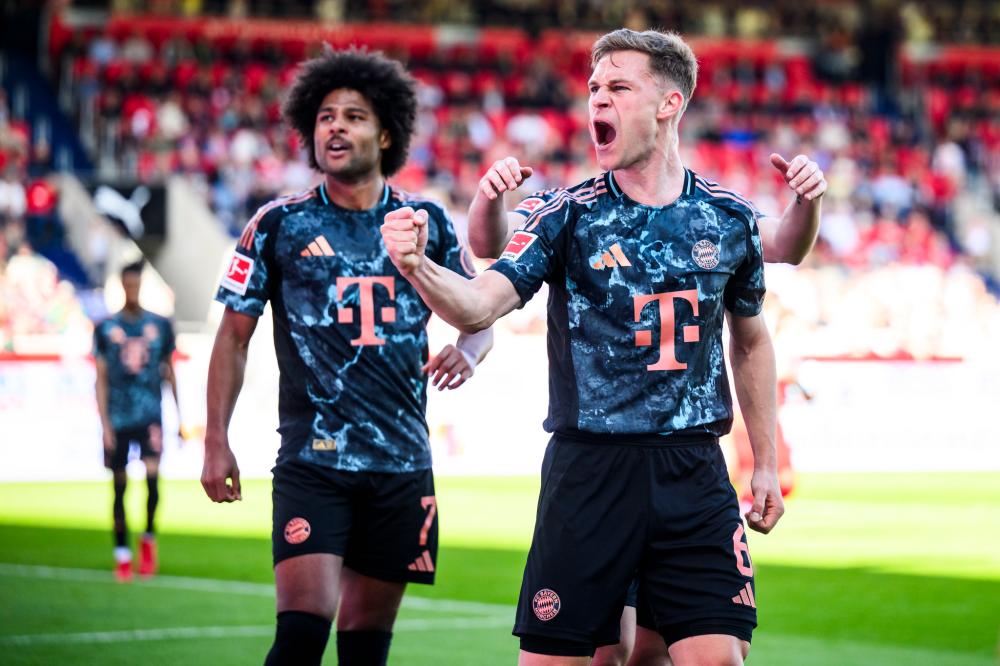 这座位于中 这座位于中