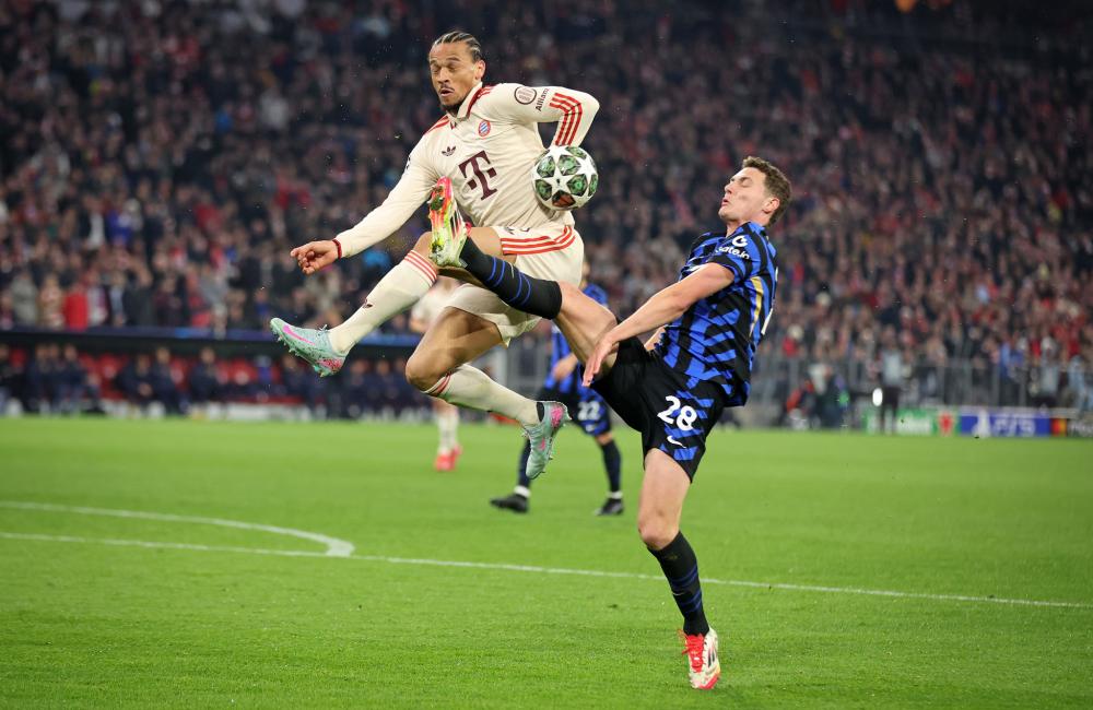 率成为中场 率成为中场